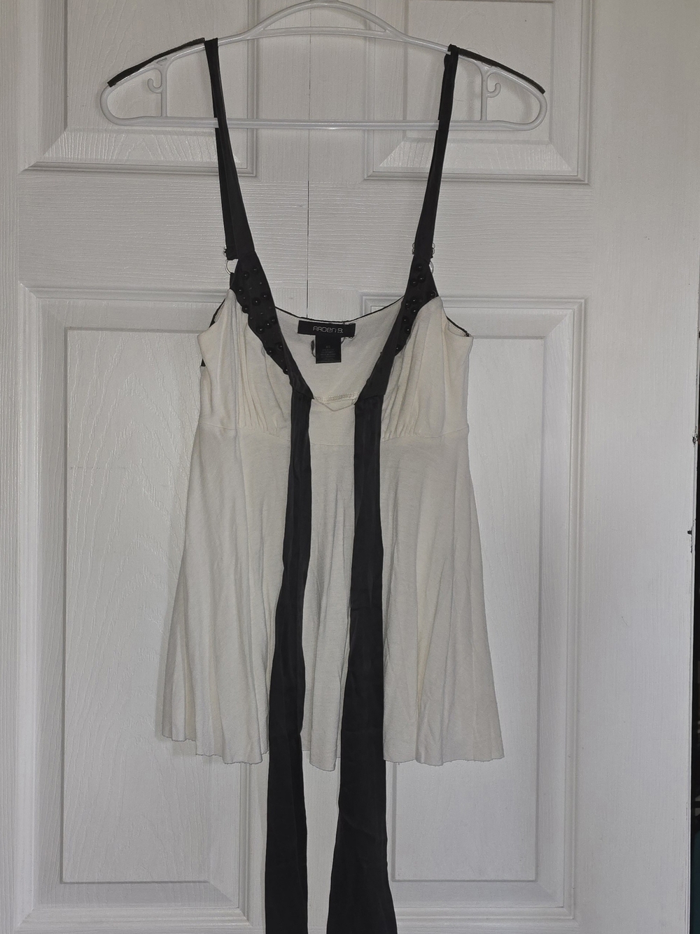 Arden B Cream and Black Tie-Front Spaghetti Strap Camisole